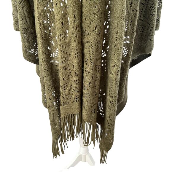 Torrid Shawl Ruana Women's One Size Plus 1X-4X Olive Green Pointelle Fringe - Picture 3 of 8